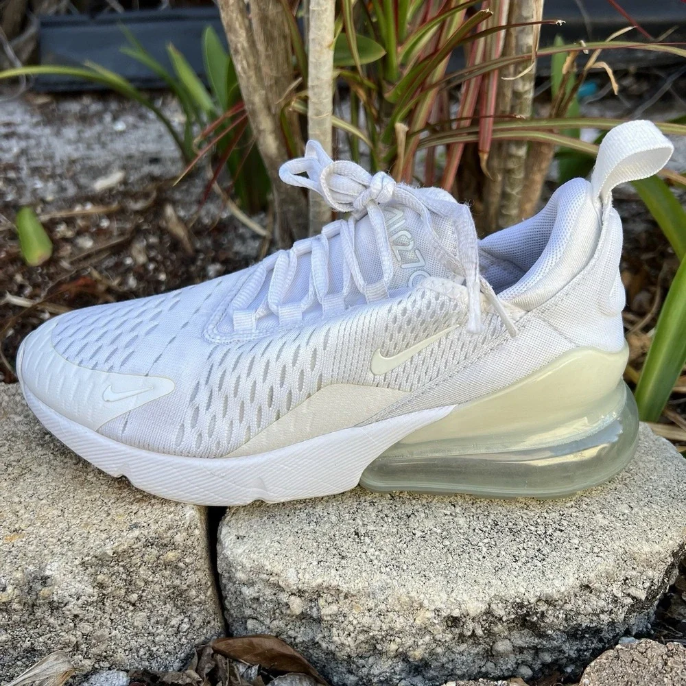 Nike Air Max 270 Triple White Silver 943345-103 Youth 4 Y / Women's 5.5